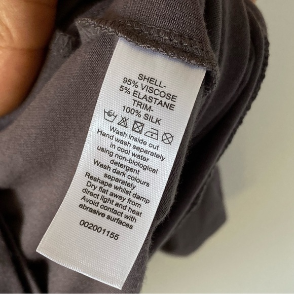 BNWT Mint Velvet Women's Relaxed Floaty Fit Charcoal Grey Blouse Uk Size 16 - Picture 16 of 16